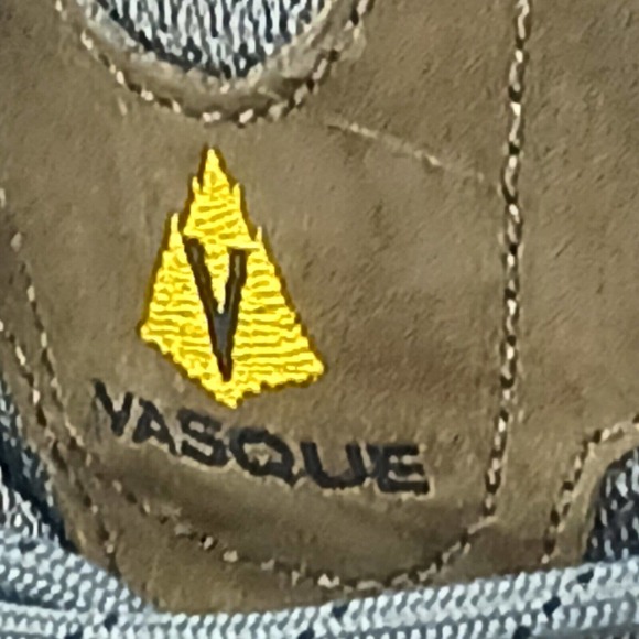 Vasque Gore-tex Vibram Ankle Hiking Boots 7433 Outdoors Camping Womens Size 8.5M - Picture 11 of 16
